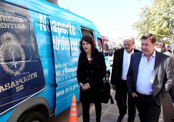Unidad móvil agilizará trámites del DNI