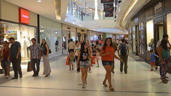 LM Cipolletti te regala 7 mil pesos para gastar en el shopping