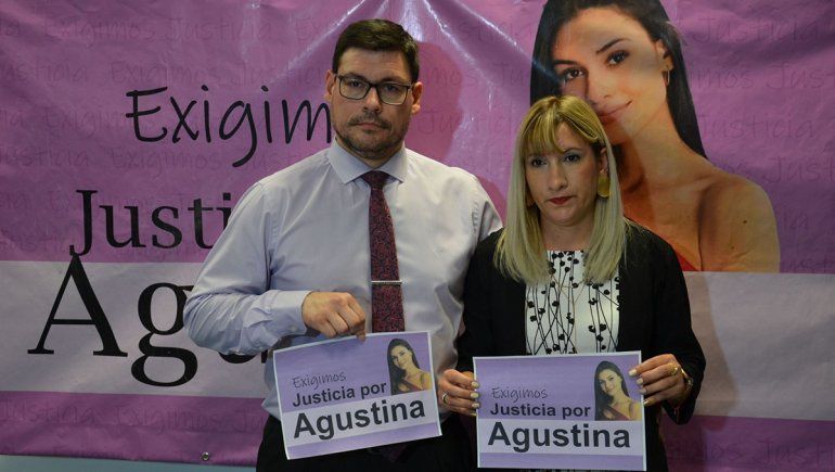 En un emotivo acto público pidieron justicia por Agustina: No nos olvidemos
