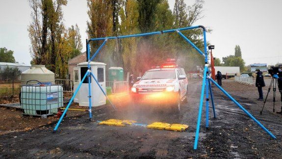 La Muni desinfectó casi 4 mil vehículos en Cipolletti