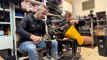 La Muni anunció un curso de zapatero para aprender a reparar calzado.