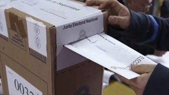 El domingo 26 de Octubre, los argentinos votaran representantes para las cámaras de diputados y senadores.