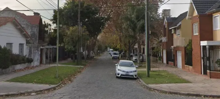 Calle de Lomas de Zamora, donde el hombre cometió el felicidio.