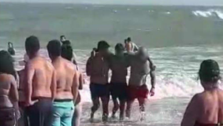 Salvaron a una persona de morir ahogada en la costa rionegrina