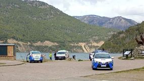 Una mujer murió en San Martín de los Andes tras ingresar al lago Lácar.