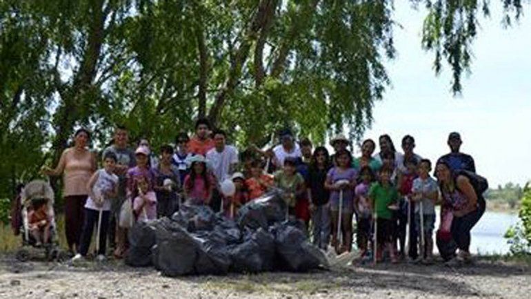 Alumnos de María Elvira concientizaron sobre el cuidado ambiental
