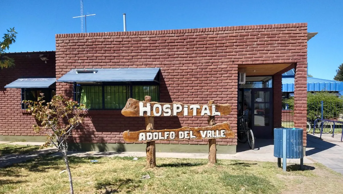 Denuncian a un médico del hospital de Senillosa por abuso