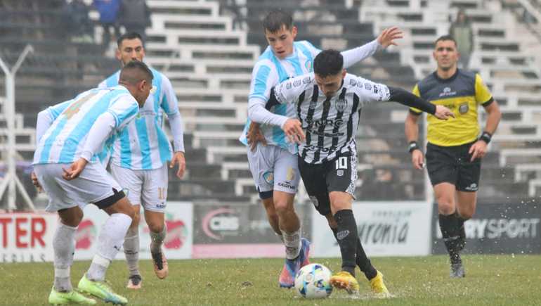 Cipolletti igualó sin goles contra Sol de Mayo el último domingo. Fotos: Anahí Cárdena
