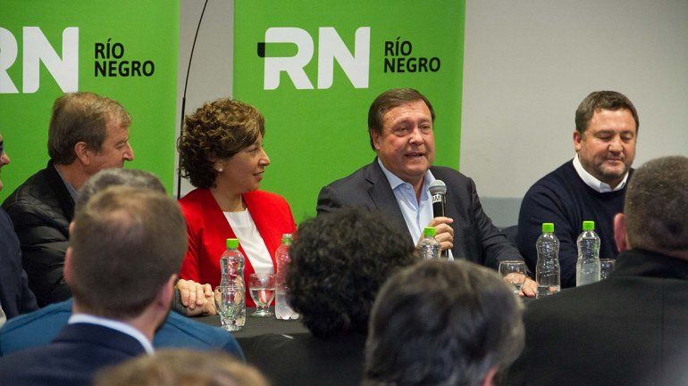 Provincia y Camuzzi presentaron las obras que permitirán incorporar al servicio a 20 mil nuevos usuarios