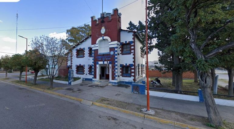 Dos borrachos se pelearon a piñas en la calle: qué castigo recibieron