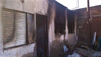 se les prendio fuego la casa y perdieron todo
