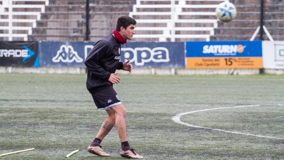 Del Prete, desde el arranque. El Tuti tendrá la responsabilidad de aportar velocidad y sorpresa por una de las bandas. Cipo apuesta a los punteros para hacerse ancho ante un rival que achicará espacios.