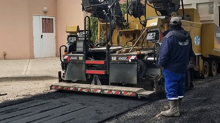 En el Flamingo, el pavimento cuesta $41 mil por familia