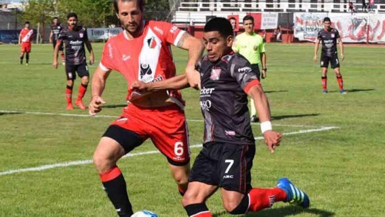 El Albinegro quedó muy relegado en la tabla del Federal A