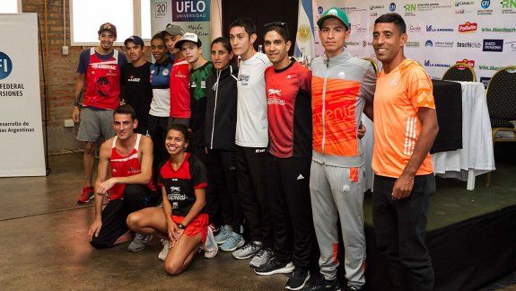 La ciudad sale de fiesta a las calles con La Corrida
