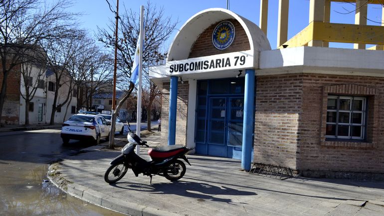 Personal policial de la subcomisaría 79 intervino ante el pedido de la Central de Emergencias 911.
