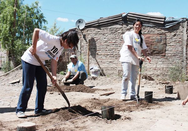 Denuncian a ONG por asistir a una toma