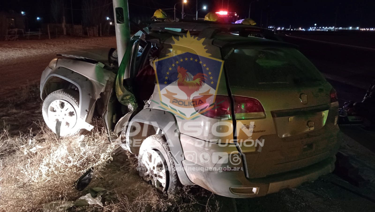 La familia había pasado a cargar combustible y luego