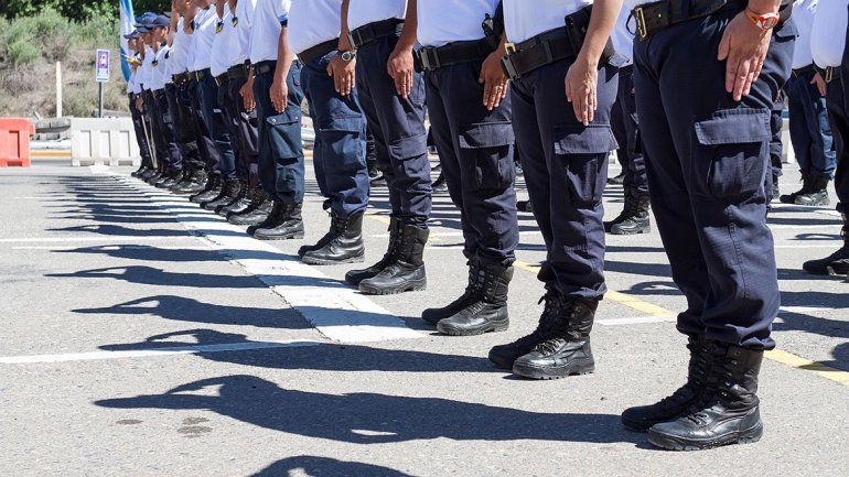 Capacitan a policías rionegrinos en derechos humanos