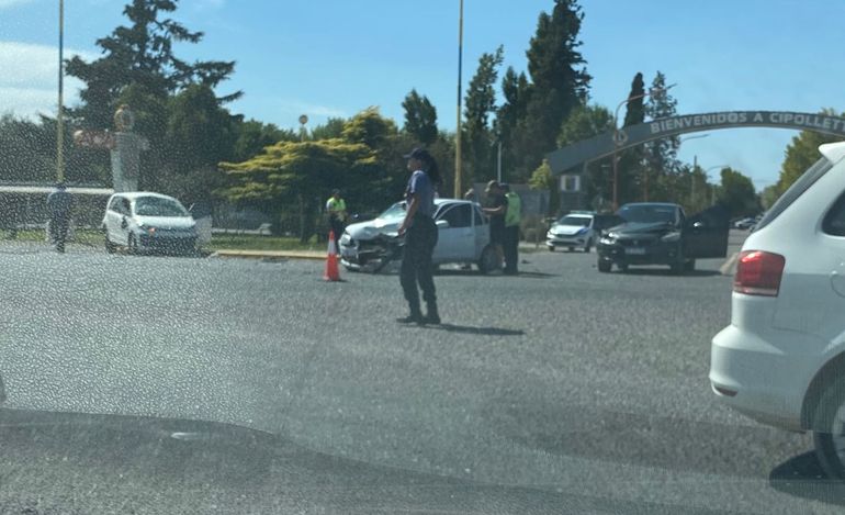El choque se produjo en el ingreso a Cipolletti por calle Toschi