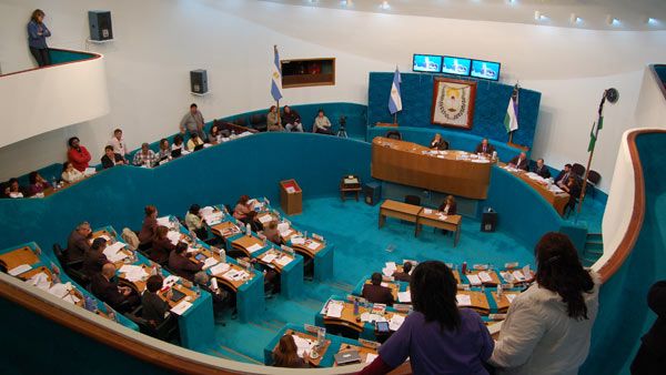 Aprueban sistema de protección para los usuarios de servicios telefónicos