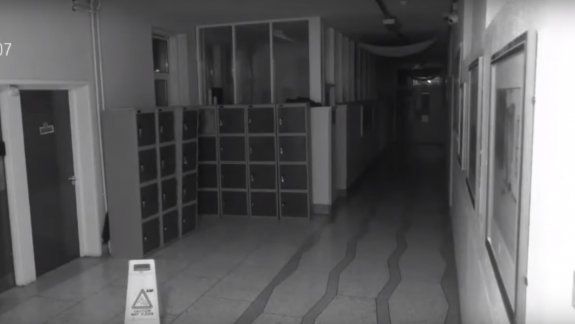 Filmaron un fantasma en una vieja escuela de Irlanda 