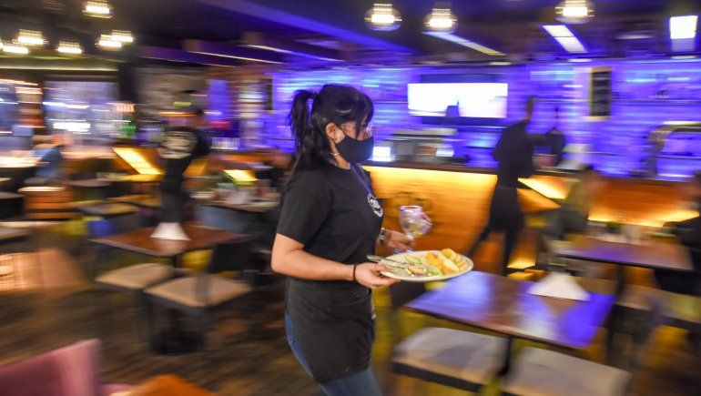 Cinco Saltos amplía horarios de manera excepcional por el Día del Amigo 