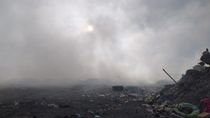vecinos del basural esperan al ejercito y sus equipos