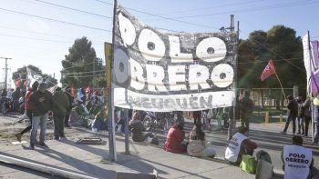amenazan con cortar el puente a neuquen por 48 horas amenazan con cortar el puente a neuquen por 48 horas