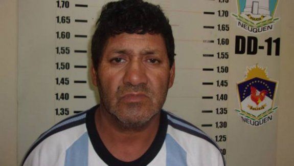 Los atacó con un cuchillo