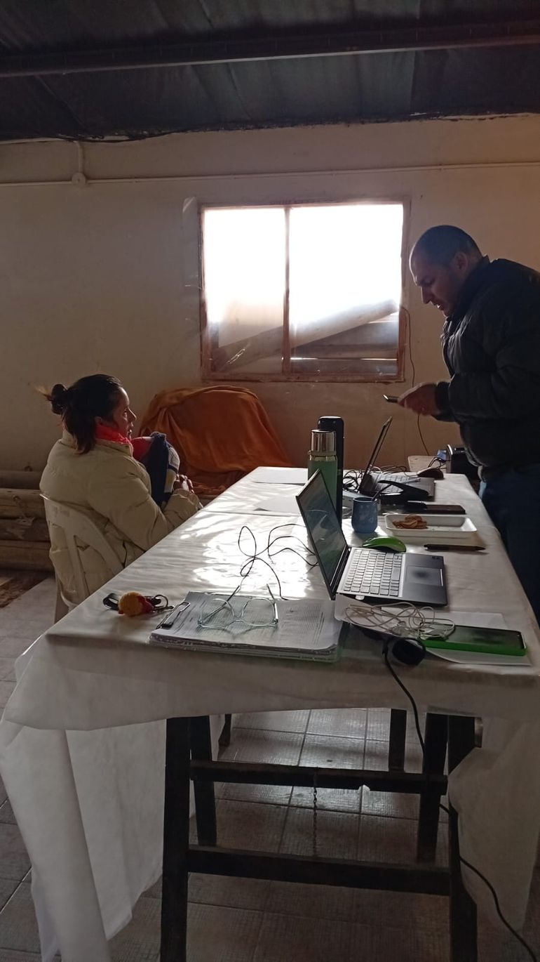 La oficina móvil de EdERSA ofrece planes de pagos para regularizar deudas. 