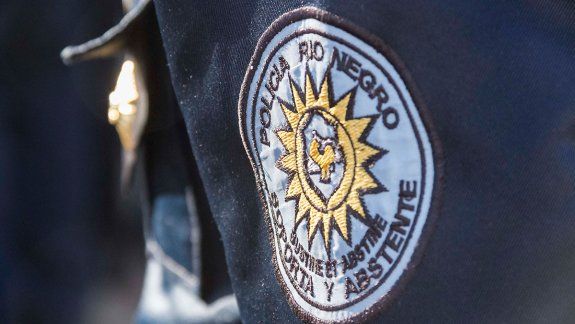Persiguen a delincuentes y secuestran una tumbera y una moto