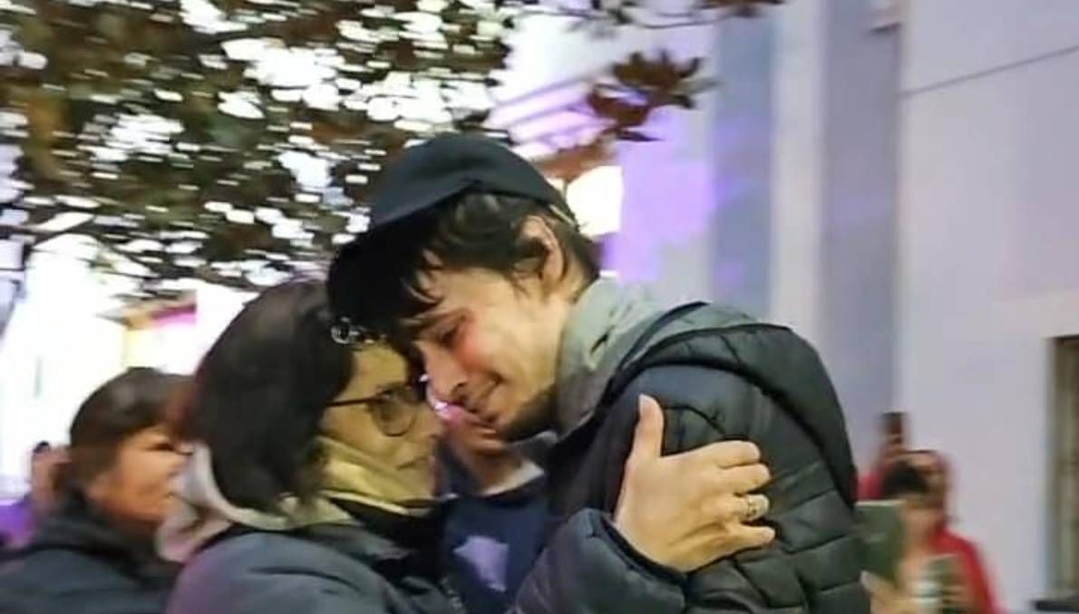 Emocionante: tras un año internado