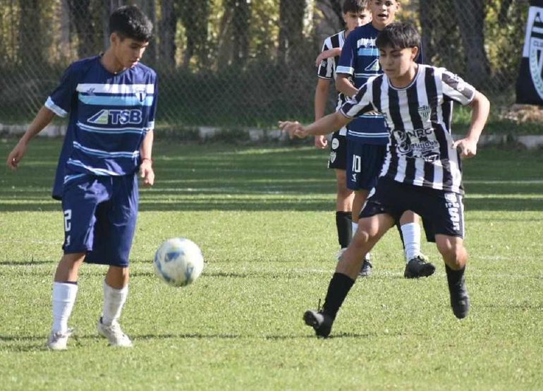 Los cipoleños que ya juegan el flamante Torneo Juvenil Federal de AFA
