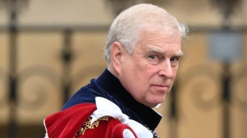 El expríncipe Andrés, hermano del rey Carlos III, fue detenido en Inglaterra.