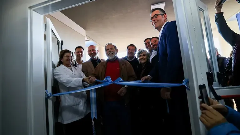 Inauguración del nuevo hospital Carlos Rais. 