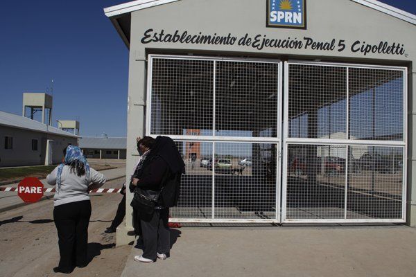 Aclaración sobre uso y aplicación de tobilleras electrónicas