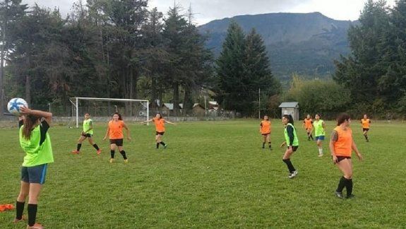 Epade: eligen al primer equipo femenino para representar a Río Negro