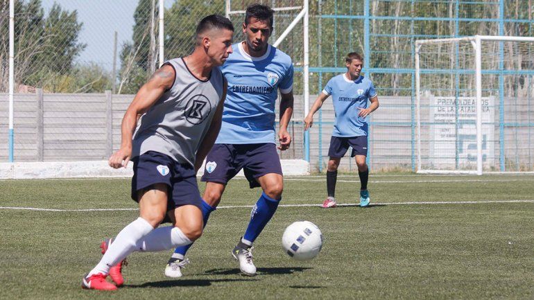 Carrasco y García serían titulares en La Amistad