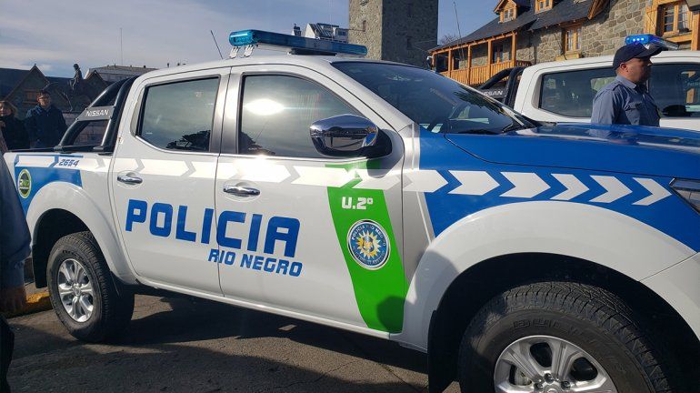 Le apuntaron con un revólver y un cuchillo para robar un termo