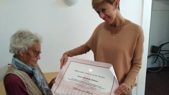 Entregaron una nueva distinción a Noemí Labrune