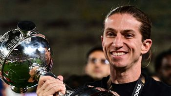 Salió campeón de todo el año pasado, su equipo ganó 8 a 0 y lo echaron: Filipe Luis no es más DT de Flamengo | LMCipolletti.com Salió campeón de todo el año pasado, su equipo ganó 8 a 0 y lo echaron: Filipe Luis no es más DT de Flamengo