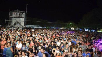 confirmaron a los artistas para la fiesta de la pera