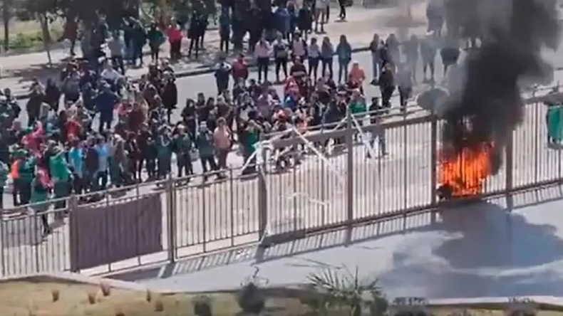 Disturbios en San Luis: diputados atrapados en la Legislatura tras rechazar un proyecto