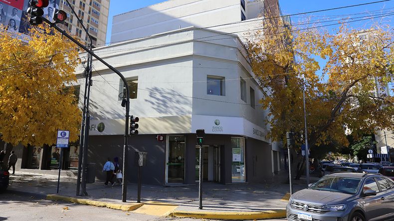 Le dio una feroz golpiza en la cervical al empleado de un banco: ahora deberá pagarle más de 30 millones