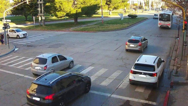Las fotomultas llegarán a 28 semáforos de Cipolletti en el transcurso del año.