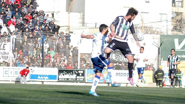 El Albinegro necesita que Vera y todos los delanteros se reencuentren con el gol en estos playoffs decisivos.