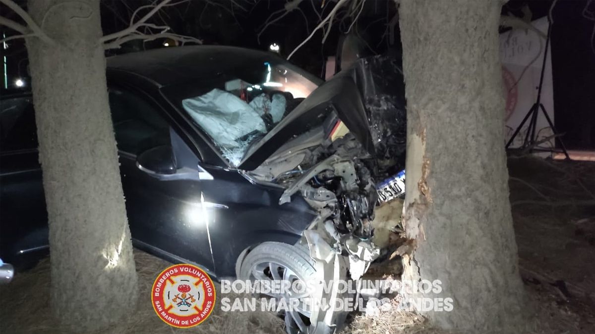 Accidente fatal en San Mart n de los Andes choc contra un rbol