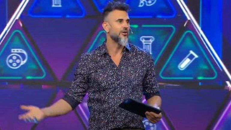 Leo Montero se disculpó por la pregunta que hizo sobre el femicidio de Lola Chomnalez