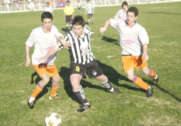 Cipo cayó en el alargue en Séptima